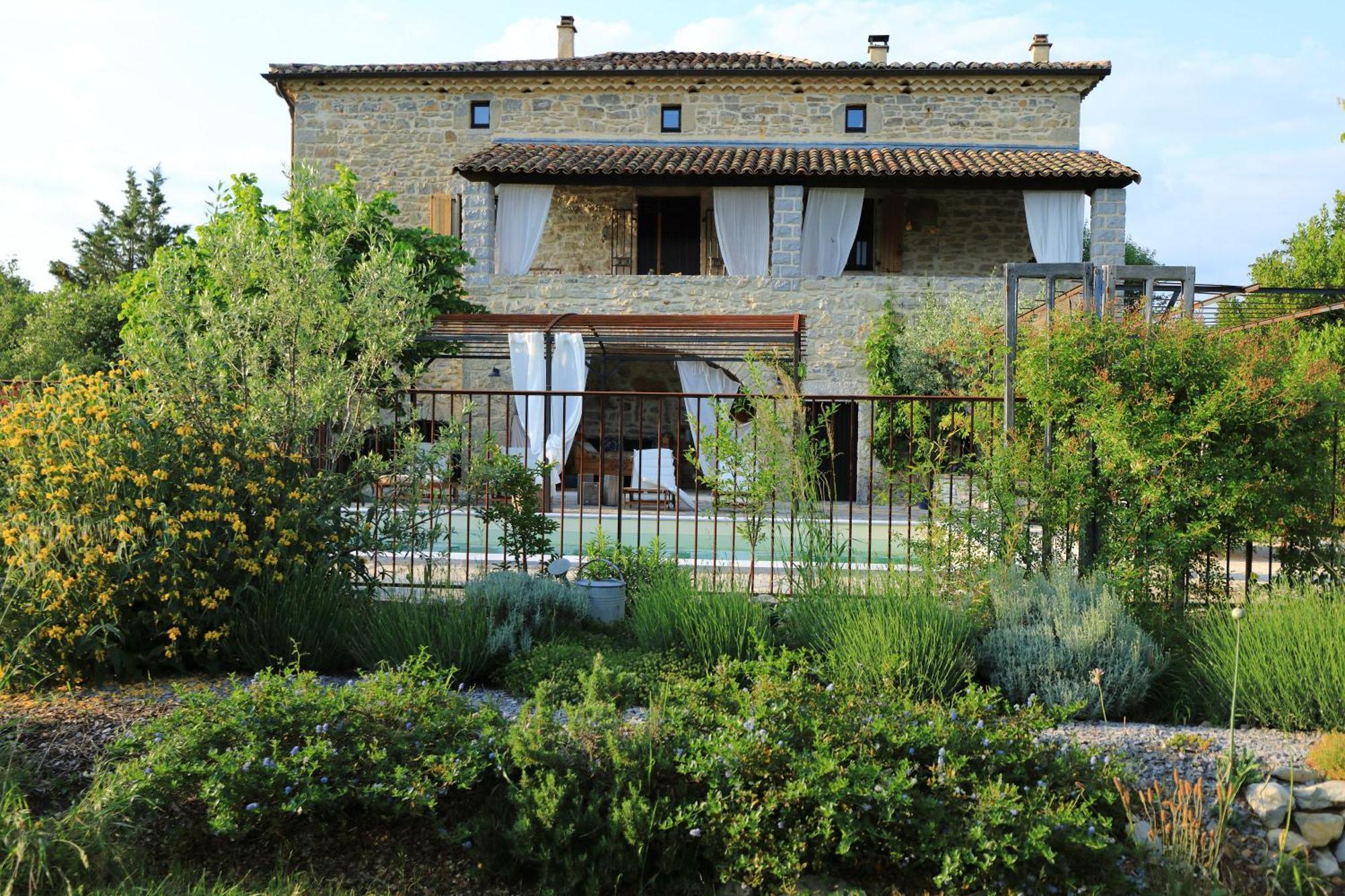 La Gourmandine Hotel Courry Exterior photo